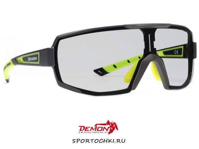 Спортивные очки с  фотохромными линзами Performance 